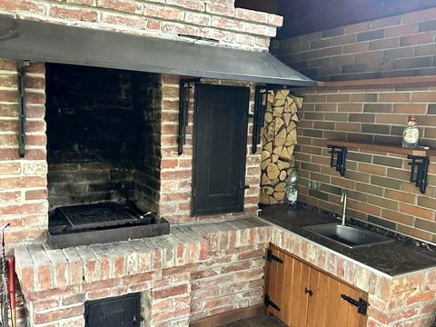 дом по адресу коновальця