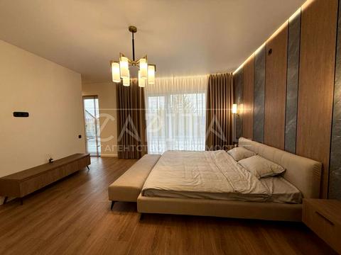 будинок за адресою Центральна вул.