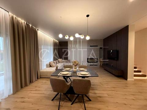 будинок за адресою Центральна вул.