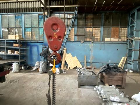 комерційна за адресою Академіка Белелюбського вул., 70