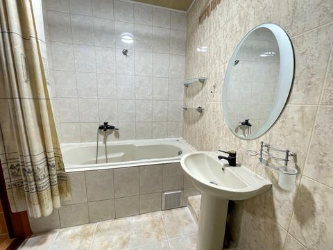 квартира за адресою Вербицького вул., 8