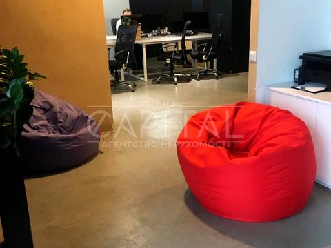 комерційна за адресою Юрія Іллєнка вул. (Мельникова), 18-Б