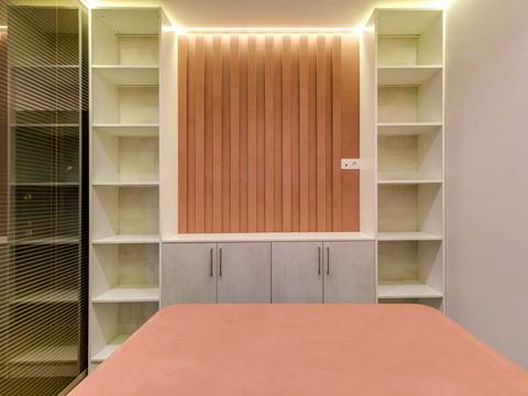 комерційна за адресою Антоновича вул. (Горького), 44