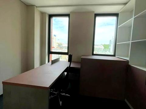 комерційна за адресою Антоновича вул. (Горького), 44