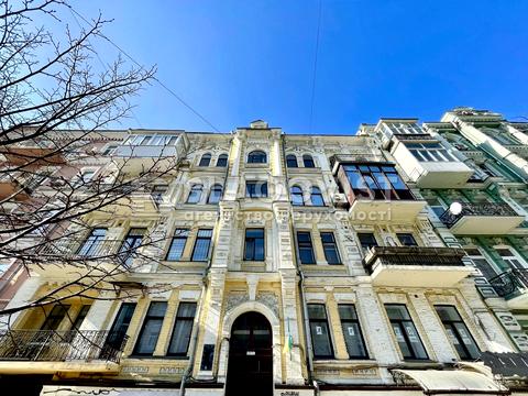 квартира за адресою Шота Руставелі вул., 32