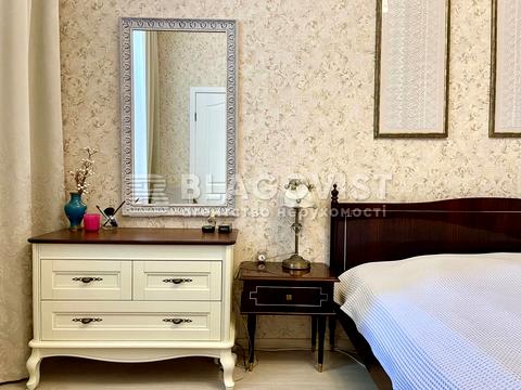 квартира за адресою Шота Руставелі вул., 32