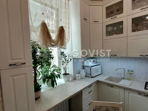 квартира за адресою Шота Руставелі вул., 32