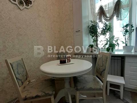 квартира за адресою Шота Руставелі вул., 32