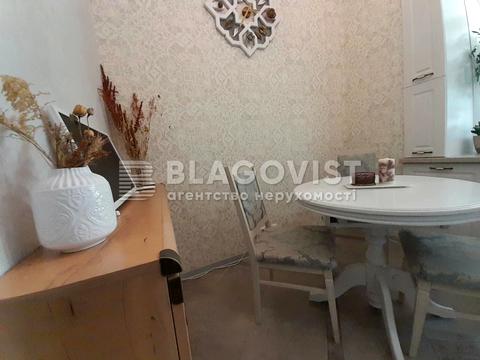 квартира за адресою Шота Руставелі вул., 32