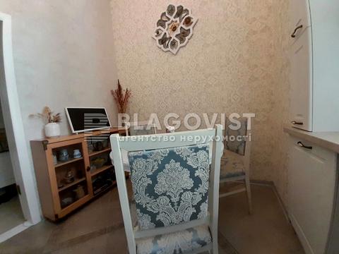 квартира за адресою Шота Руставелі вул., 32