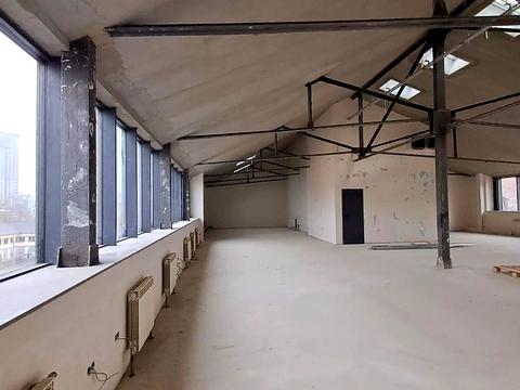 комерційна за адресою Жилянська вул., 146