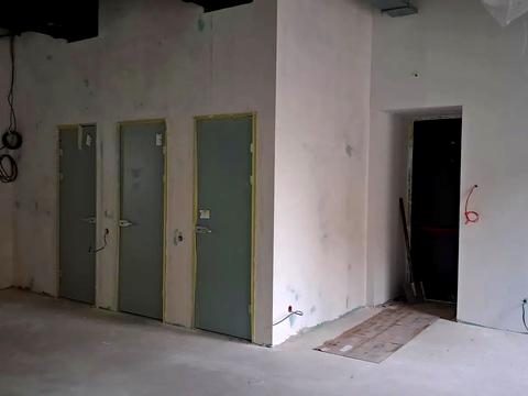 комерційна за адресою Жилянська вул., 146