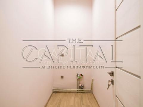 комерційна за адресою Варязький пров., 14