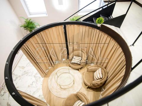 комерційна за адресою Варязький пров., 14