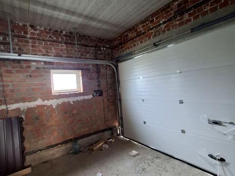 будинок за адресою сніжна, 1