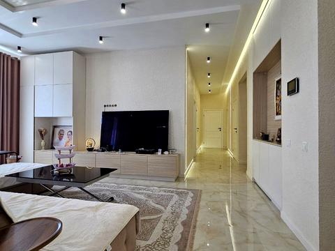 квартира по адресу Дмитрия Яворницкого просп. (Карла Маркса), 72