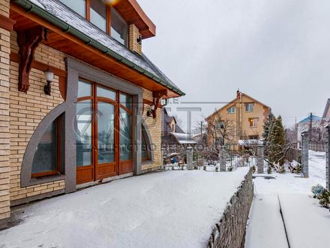 будинок за адресою Богатирська вул., 30а