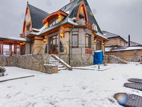 будинок за адресою Богатирська вул., 30а