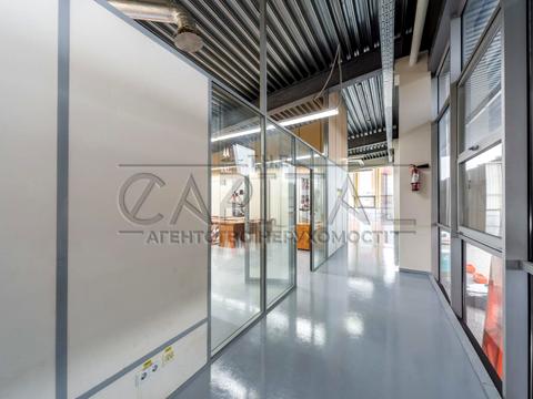 комерційна за адресою Петропавлівська вул., 4