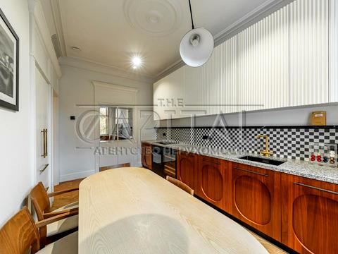 квартира по адресу Крещатик ул., 32-Б