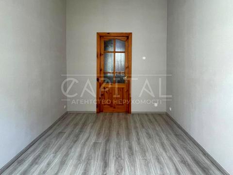 комерційна за адресою Верхній Вал вул., 48/28