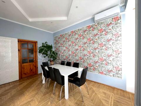 комерційна за адресою Верхній Вал вул., 48/28