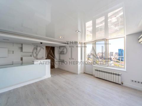 комерційна за адресою Мокра вул. (Кудряшова), 3