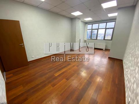 коммерческая по адресу Большая Васильковская ул. (Красноармейская), 72-А