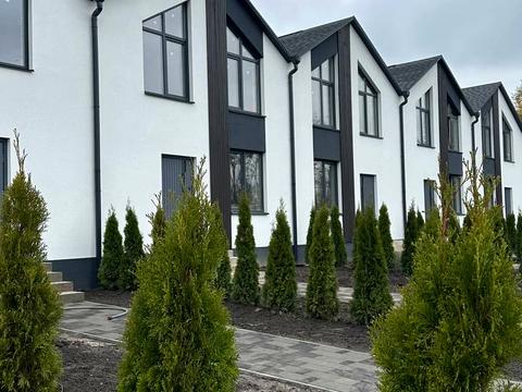 будинок за адресою Каштанова