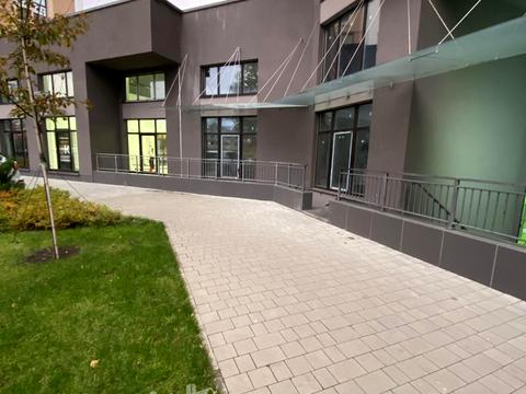 комерційна за адресою Івана Сокура пров., 1