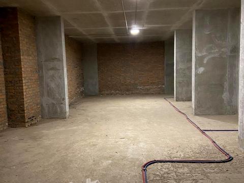 комерційна за адресою Івана Сокура пров., 1