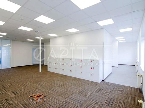 комерційна за адресою Дегтярівська вул., 53