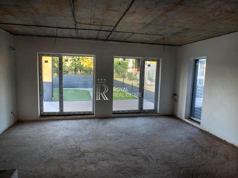 дом по адресу Бучанская ул. (Михаила Коцюбинского)