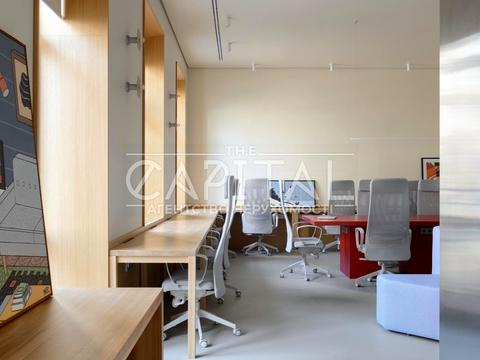 комерційна за адресою Жилянська вул., 5/60