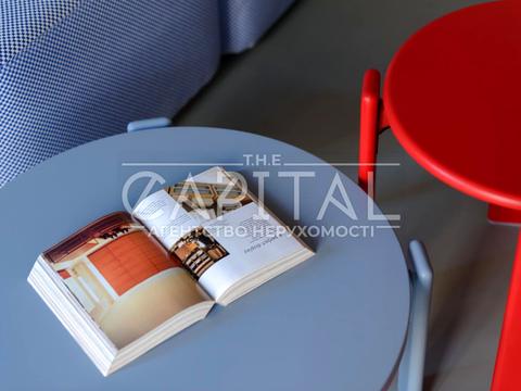 комерційна за адресою Жилянська вул., 5/60