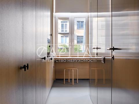 комерційна за адресою Жилянська вул., 5/60