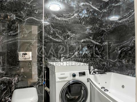 будинок за адресою вул. Святищенська