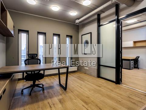 коммерческая по адресу Андрея Верхогляда ул. (Михайла Драгомирова), 14