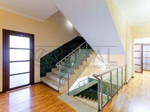 будинок за адресою Павла Загребельного вул. (Миколи Раєвського)