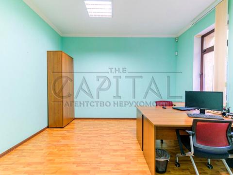 будинок за адресою Павла Загребельного вул. (Миколи Раєвського)