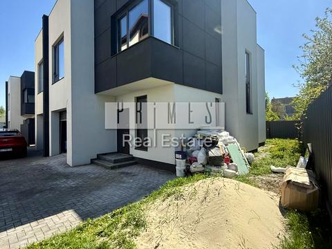 будинок за адресою Провулок Каштановий, 1а