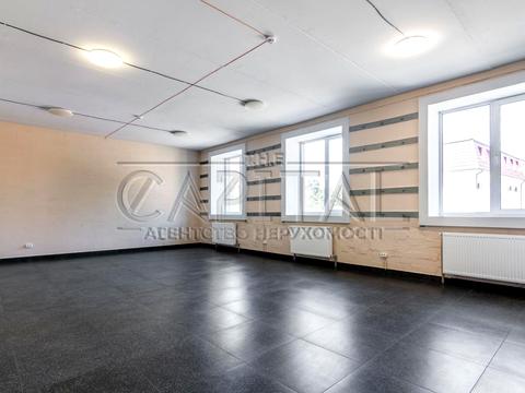 комерційна за адресою Залізничне шосе, 2