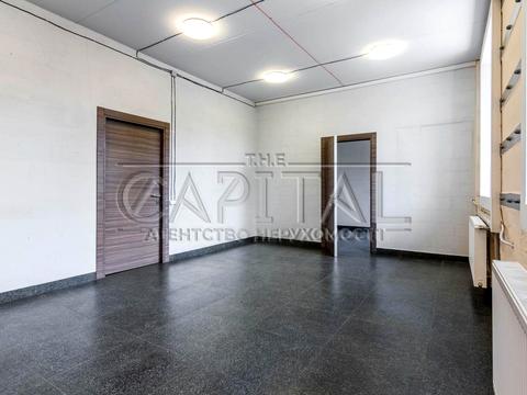 комерційна за адресою Залізничне шосе, 2