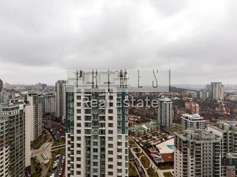 коммерческая по адресу Андрея Верхогляда ул. (Михайла Драгомирова), 17