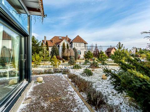 будинок за адресою Березова