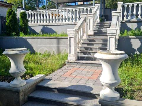 комерційна за адресою Монтажників вул., 123а