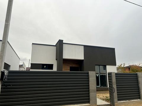 дом по адресу Свободы ул. (Леніна)