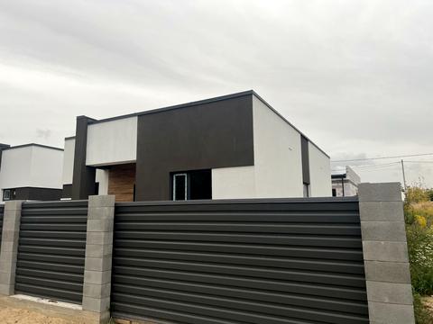 дом по адресу Свободы ул. (Леніна)