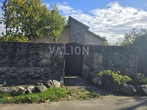 будинок за адресою Квітнева вул., 1