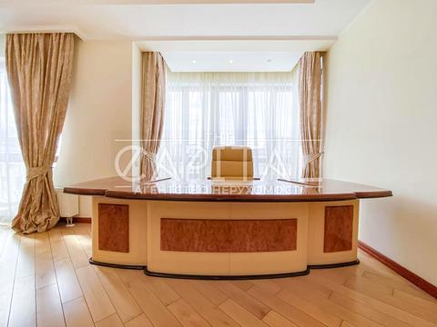 коммерческая по адресу Институтская ул., 18-Б